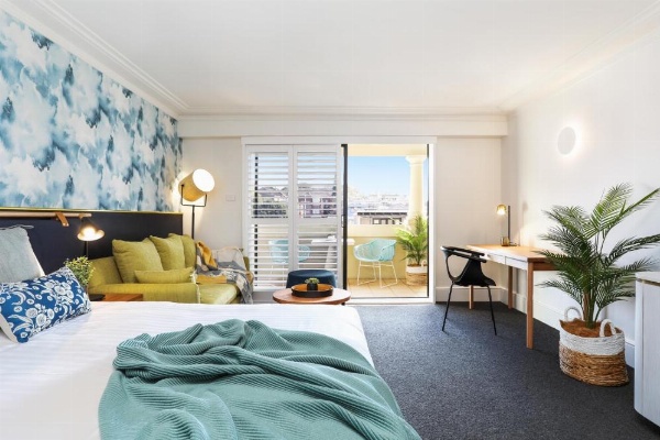 Coogee Bay Hotel image 13
